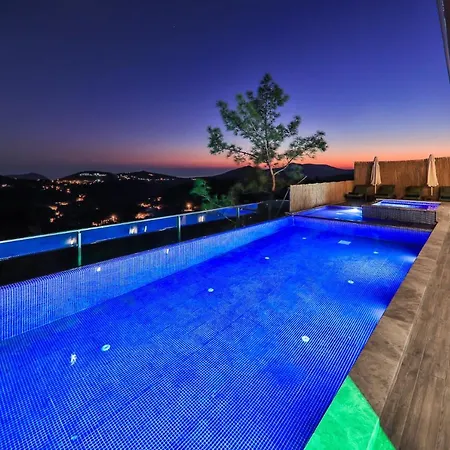 Exceptional With Private Indoor & Outdoor Pool, Jacuzzi & Impressive View In Kalkan, Kas Apartmán